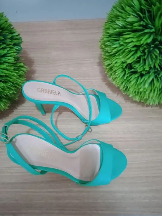 Sandália Gabriela : o toque final que transforma qualquer look