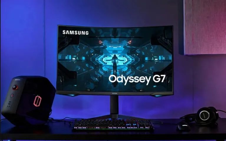Monitor Gamer Curvo Samsung Odyssey 27 240Hz, 1ms, HDMI, DP, G-sync, Freesync, G7 27 - Foto 3