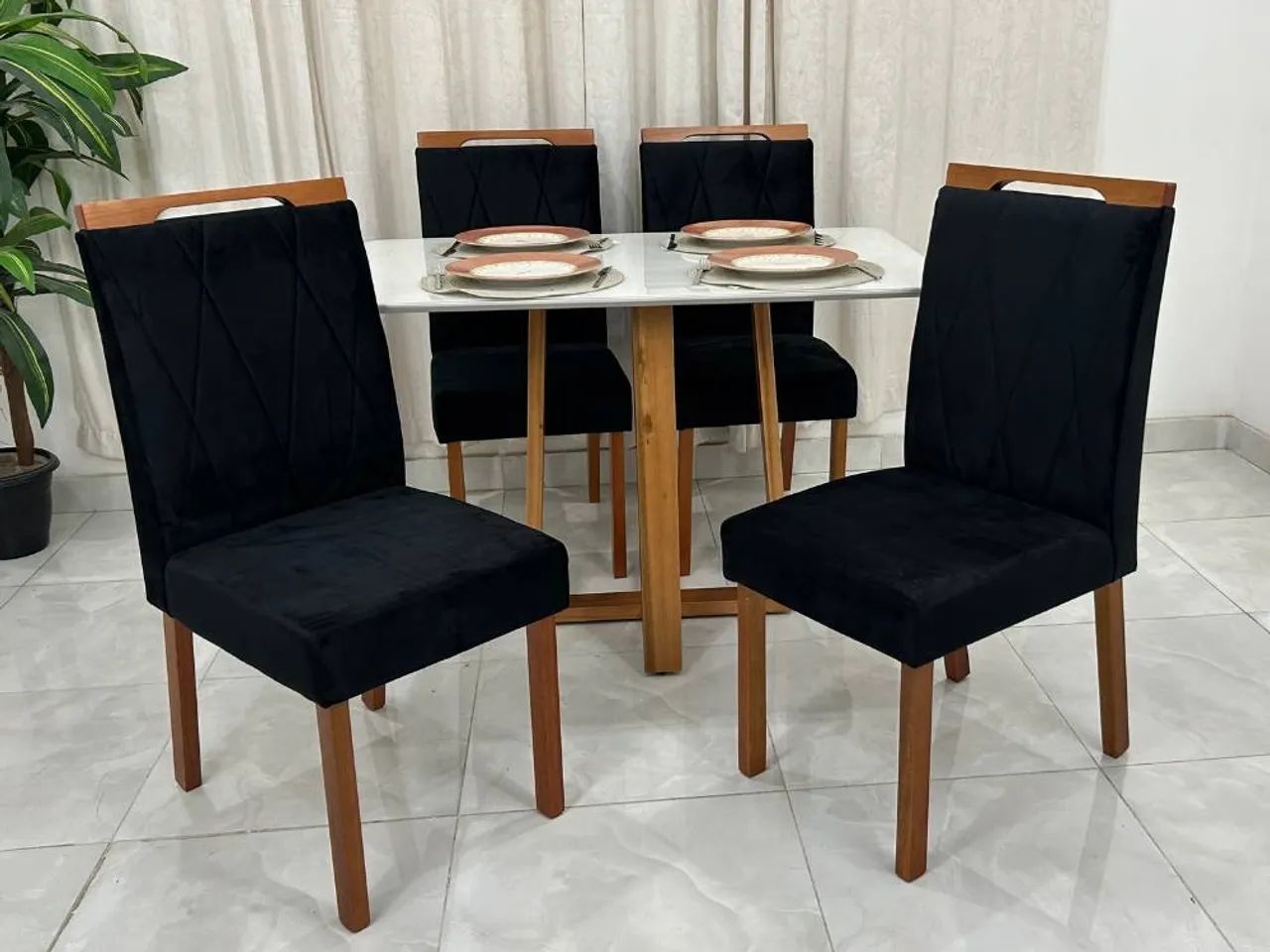 Mesa de Jantar 1.20×0.80 Com 4 Cadeiras Isa l654 - Foto 2