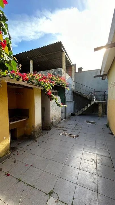CASA NA PRAIA EM ITANHAÉM