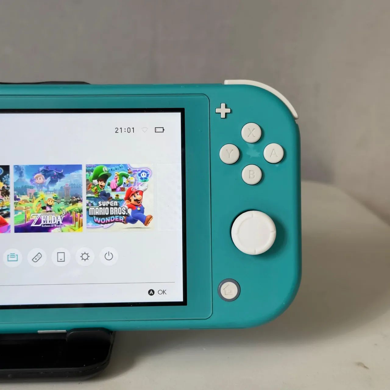 Nintendo Switch Lite Turquesa Desbloqueado 128g Usado (sem carregador /caixa)  - Foto 3
