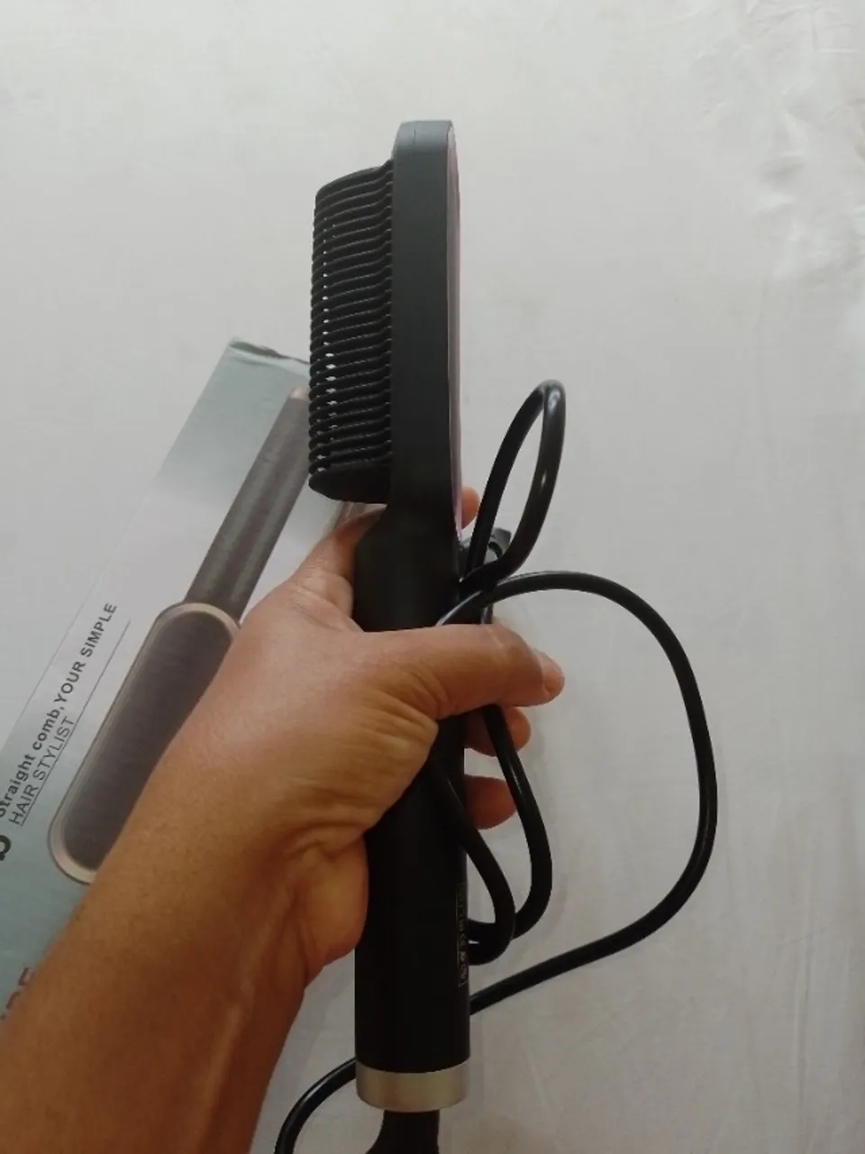 Escova Alisadora Elétrica Nova - Modelo HA808
