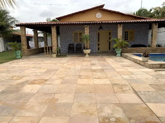 Casa na Praia da Caponga/Águas Belas com 3 Suítes