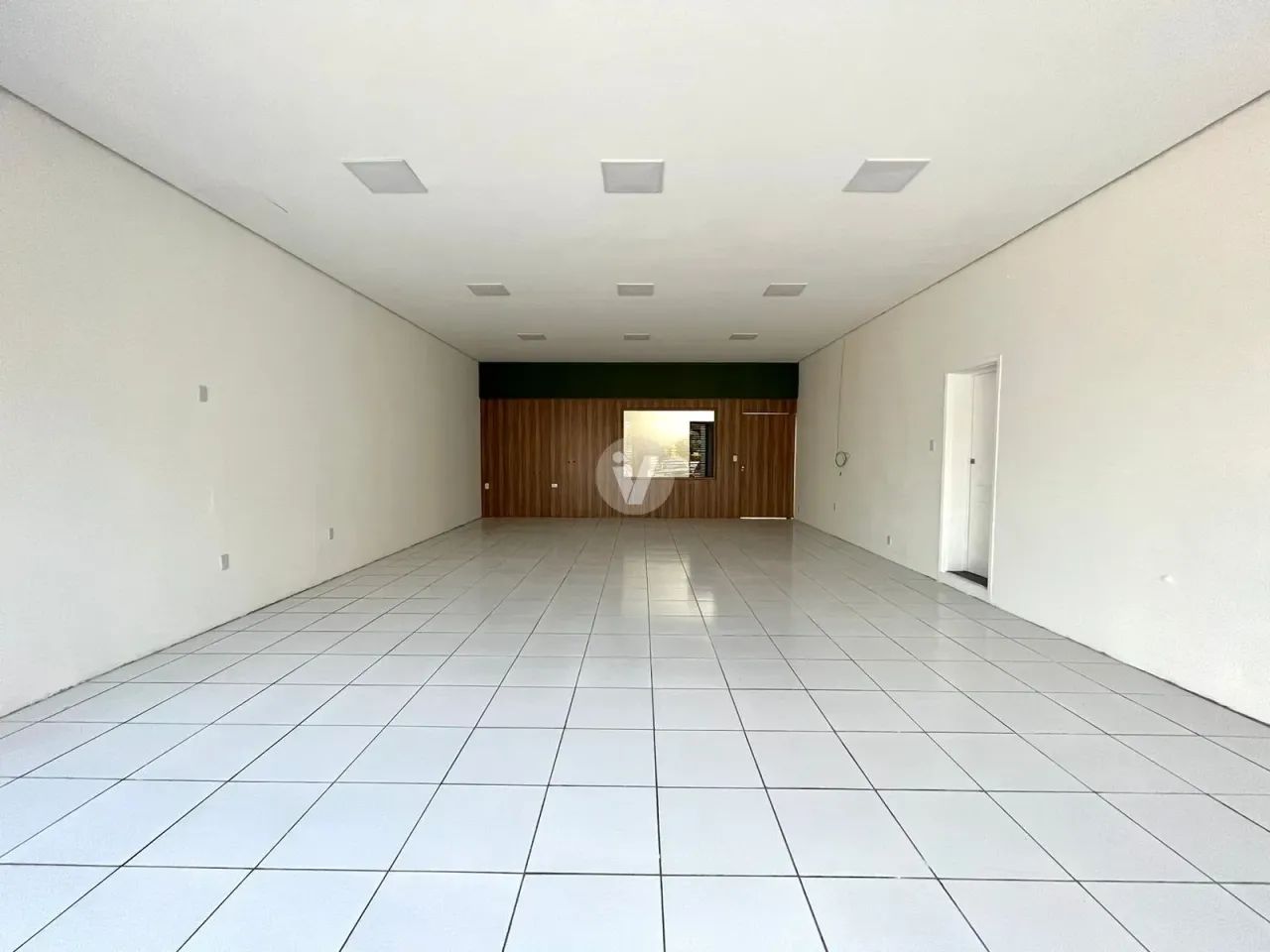Excelente Loja comercial para locação, com ótima localização, na Avenida Mediane - Foto 3
