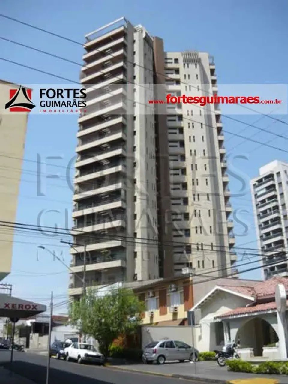 Apartamento Cobertura Duplex 273m² com 5 quartos sendo 4 suítes (01 máster) e com armários