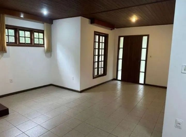 Casa 3 dormitórios, sendo 1 suíte em Santo Antônio - Foto 4