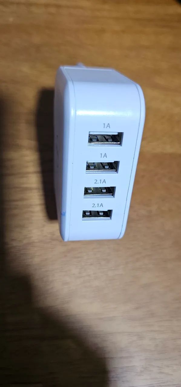 Carregador iplace 4 saídas usb - Foto 2