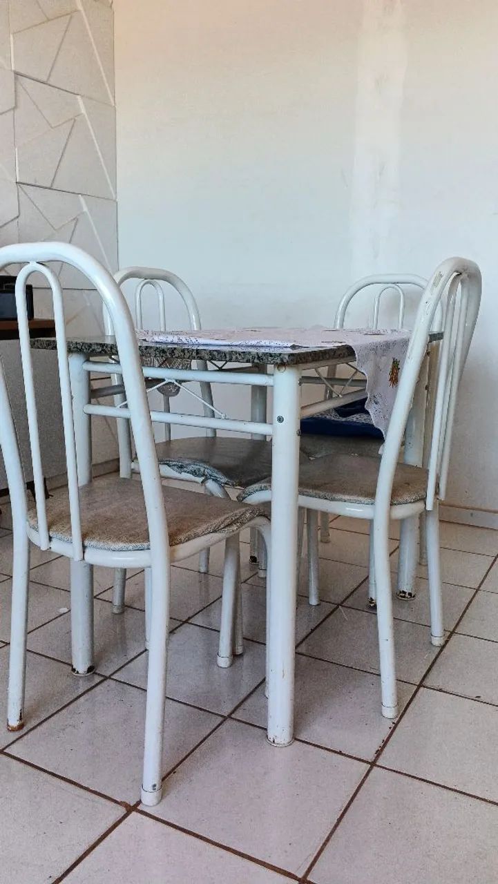Mesa de Jantar com Tampo de Granito - Foto 2
