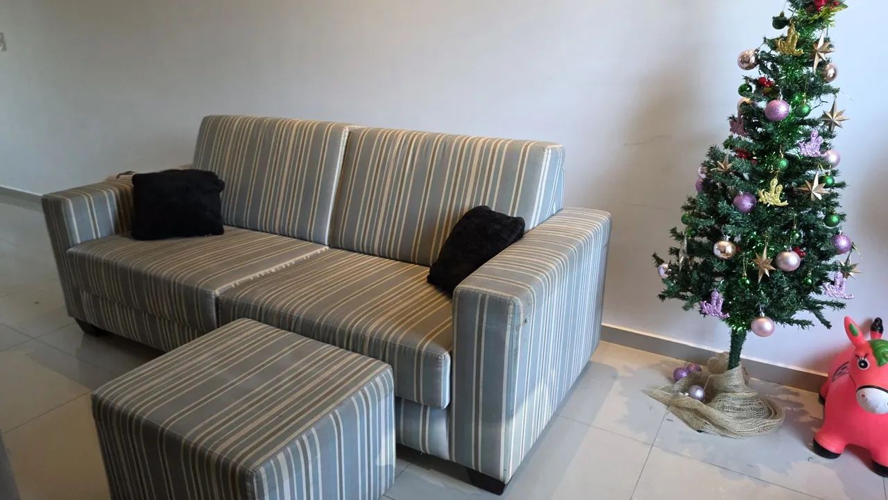 Sofá64750824371842121