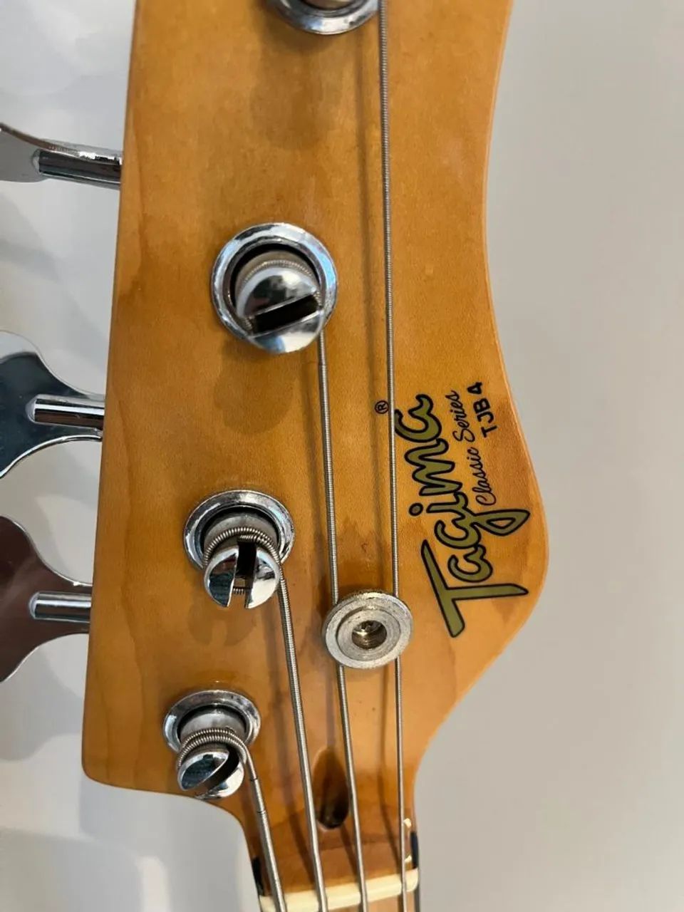 Jazz Bass Tagima TJB4 Classic  Sunburst  Brinde Hard Case - Foto 4