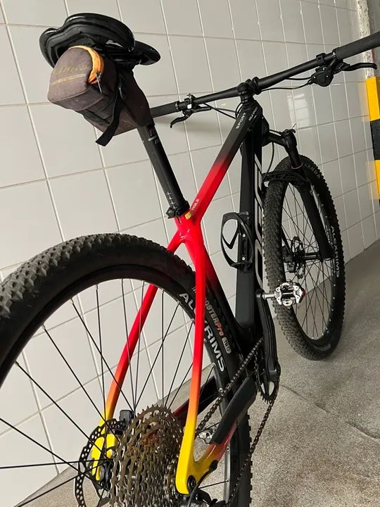 Bicicleta OGGI Aro 29 Agile Sport Deore 2023 - Tamanho M - Foto 2