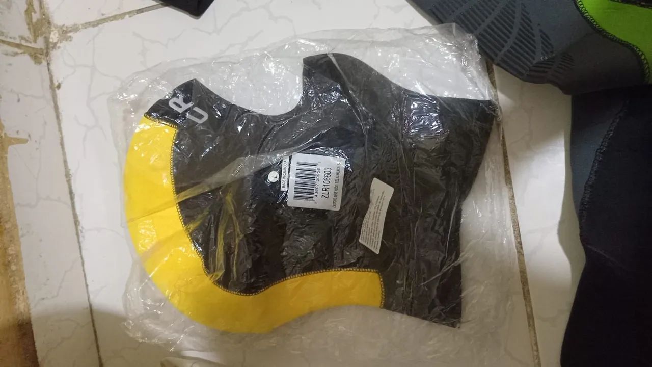 Touca de Neoprene para Mergulho - Foto 2