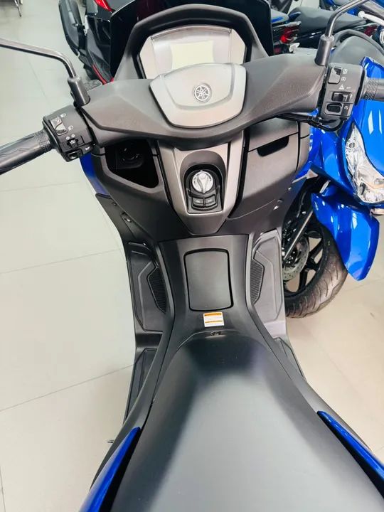Yamaha NMax 160 cc  - Foto 6