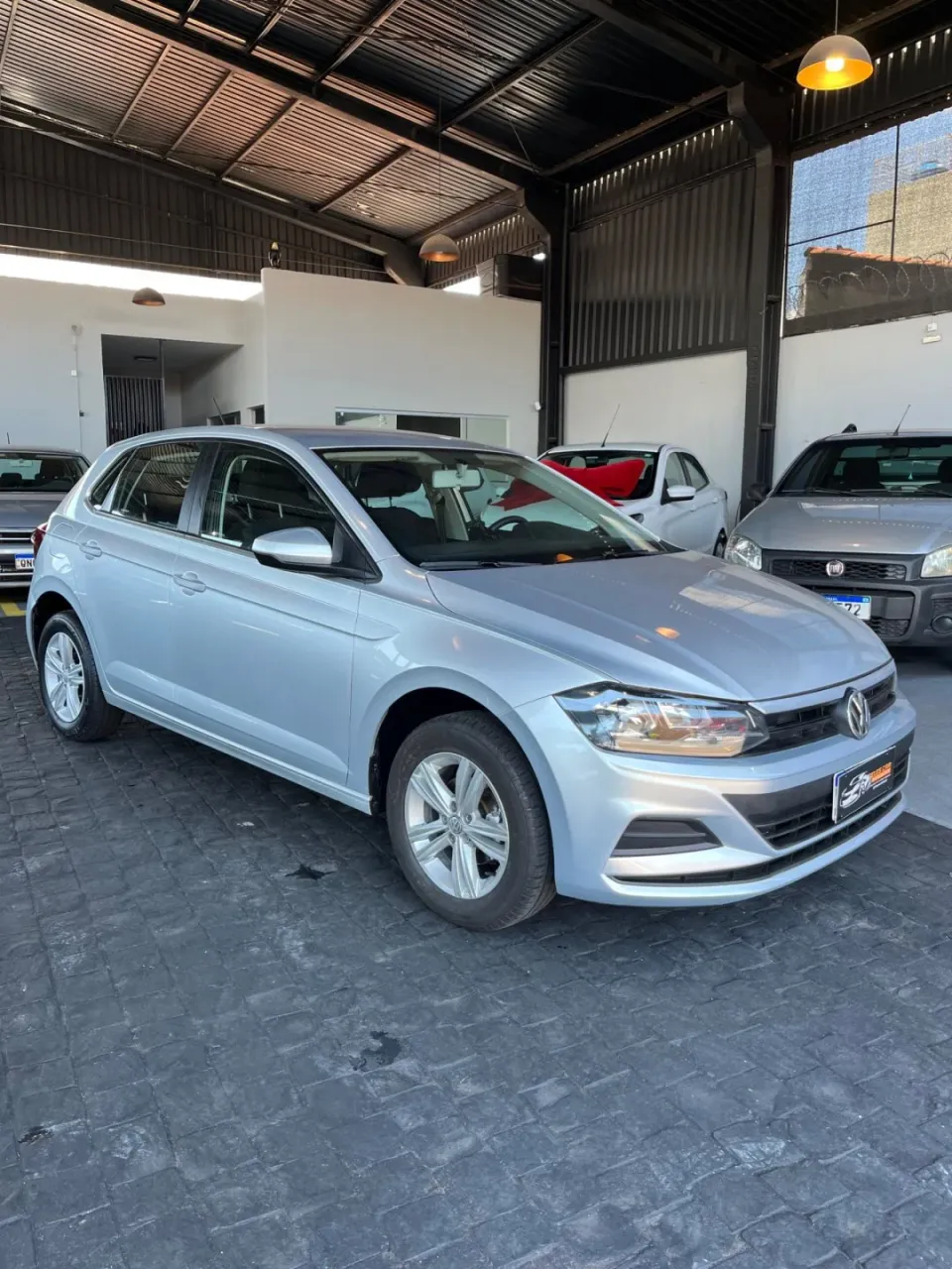 VOLKSWAGEN POLO 1.0 MPI TOTAL FLEX MANUAL PRATA 2020