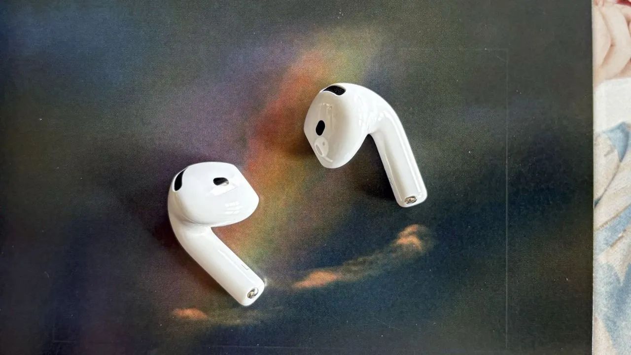 AirPods 4 geração com cancelamento de ruido ( lacrado) - Foto 3