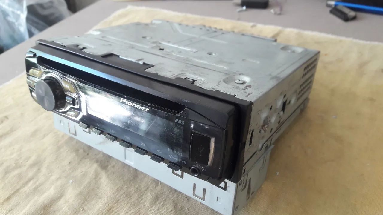 SOM PIONEER DEH 1480UB  - Foto 3