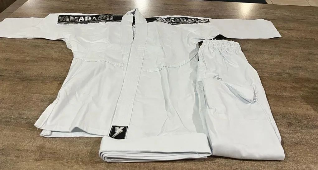 Kimono de Judô e Jiu-jitsu Infantil - Frete incluso - Foto 4