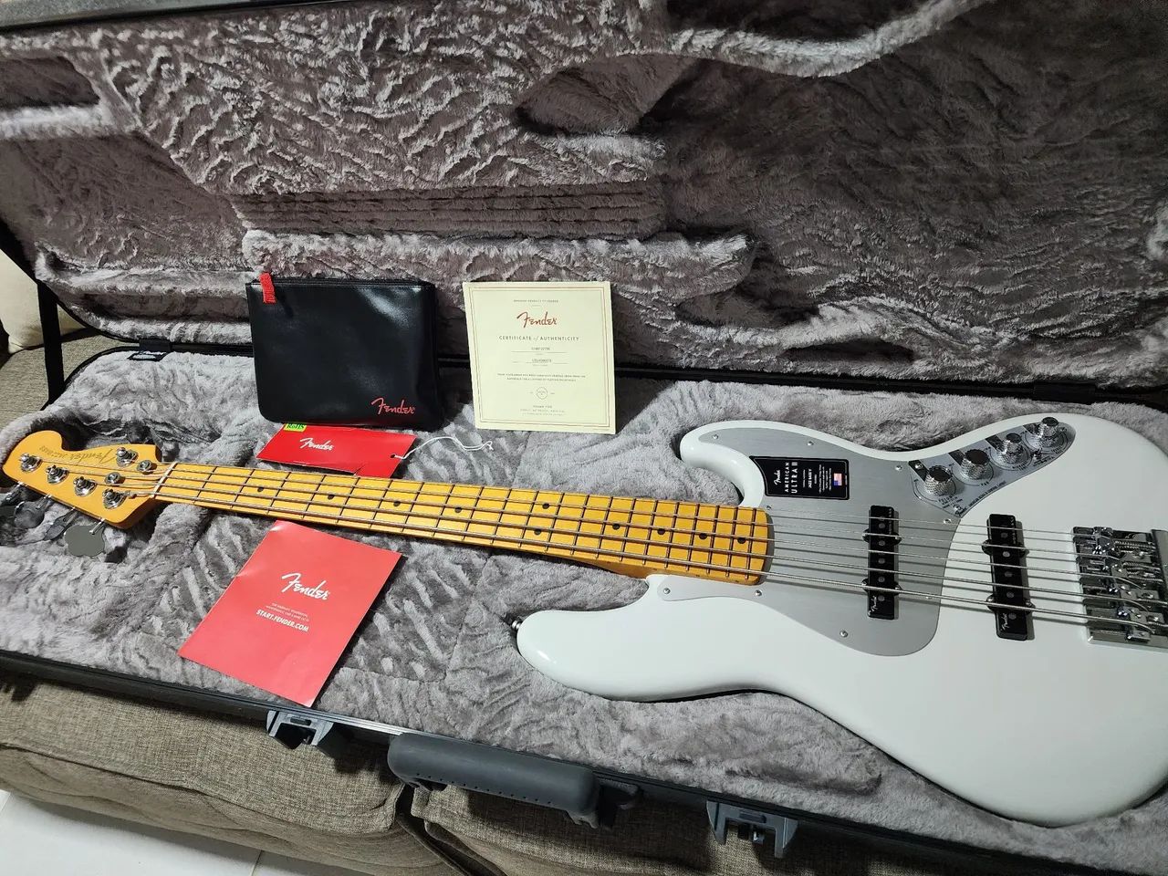 Baixo Fender American Ultra II 5c - Foto 4