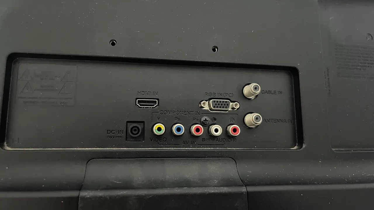 TV LG 22 Polegadas64289876419586122