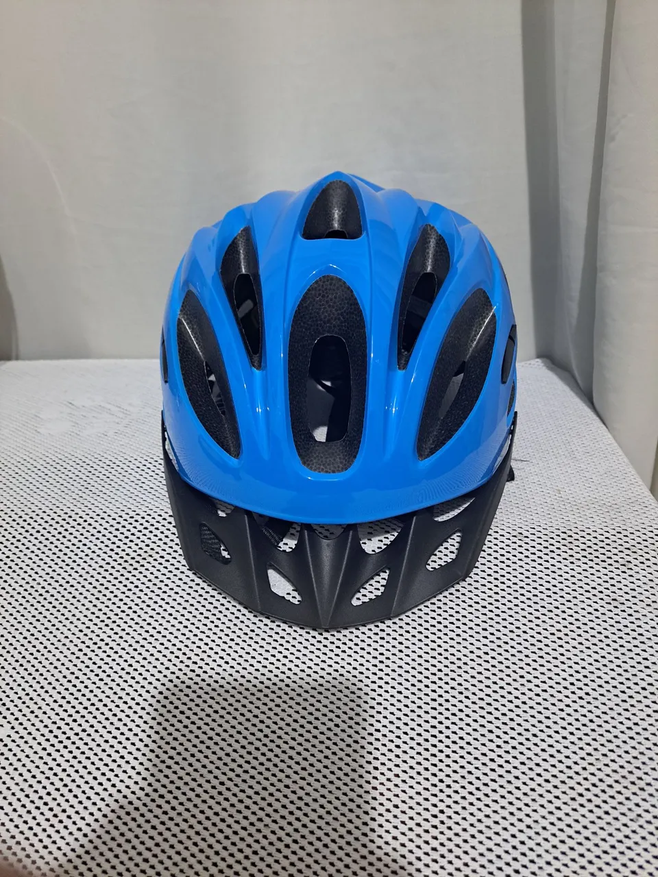 Capacete ciclista.