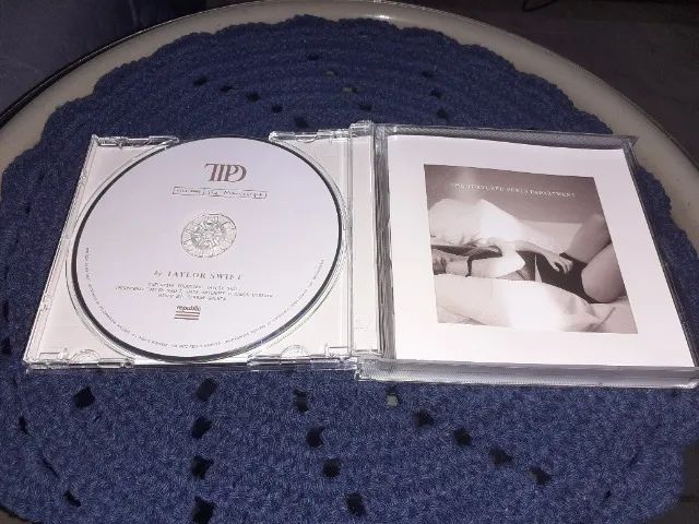 CD Taylor Swift - THE TORTURED POETS DEPARTMENT (the manuscript - versão de colecionador) - Foto 5