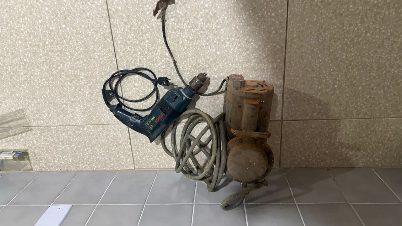 Furadeira e compressor 64842099326210122