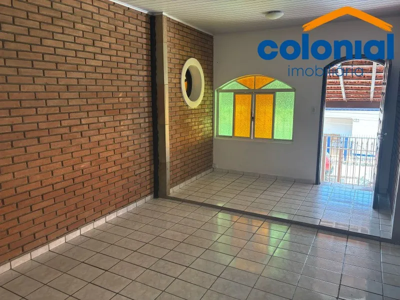 Casa para locação em Várzea Paulista-SP 2 quartos, 1 sala, 1 banheiro, 4 vagas de garagem
