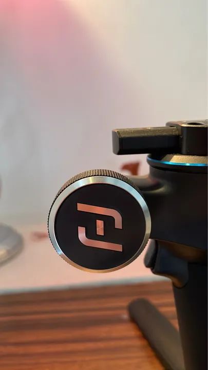 Gimbal [Estabilizador] de Câmera Feiyutech Scorp C - Foto 3