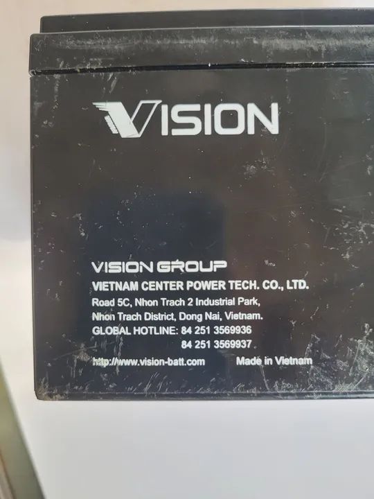 Vende se bateria estacionaria VISION 12 volt 12 amp - Foto 4