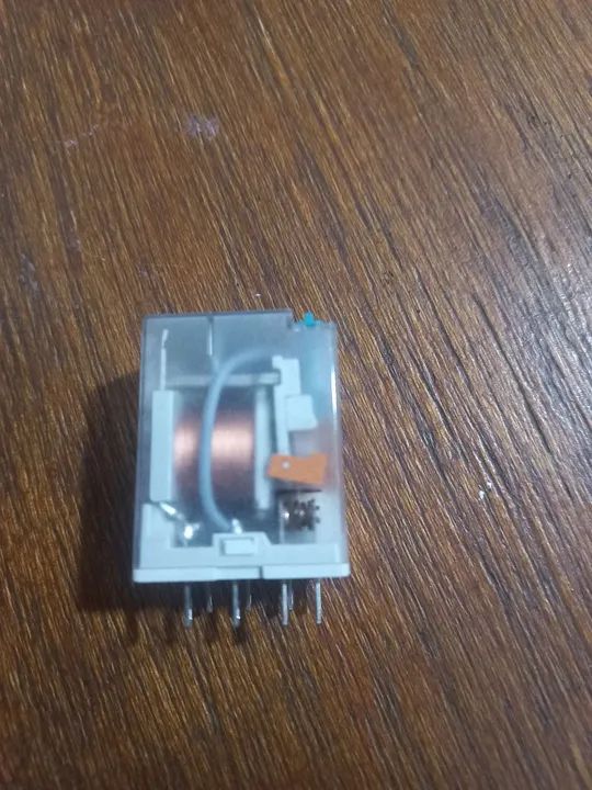 Relé ABB CR-M024DC2 24V DC - Foto 2