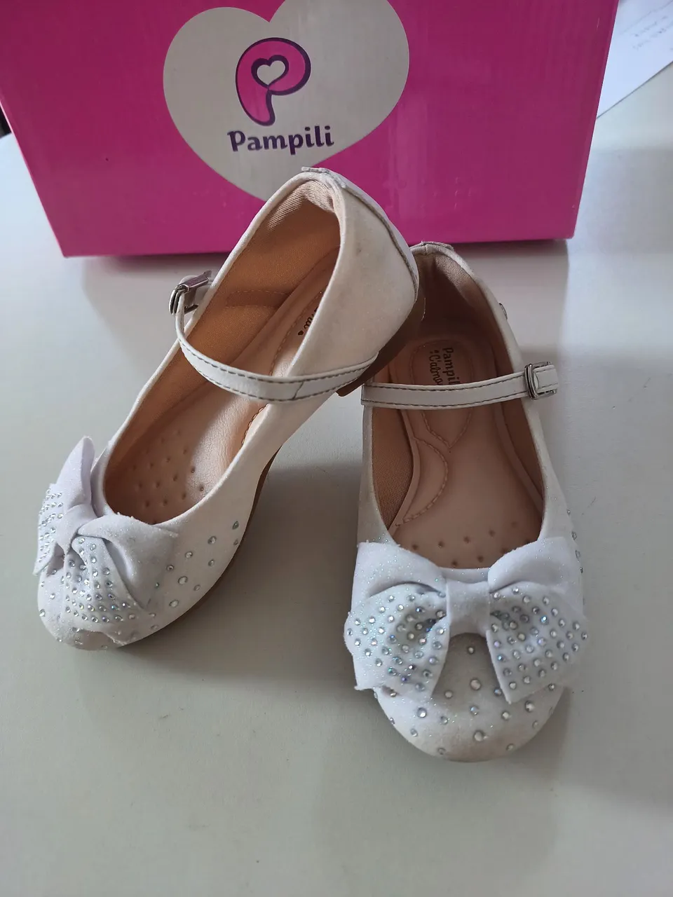 Calçado infantil Pampili com Strass - Nº 25