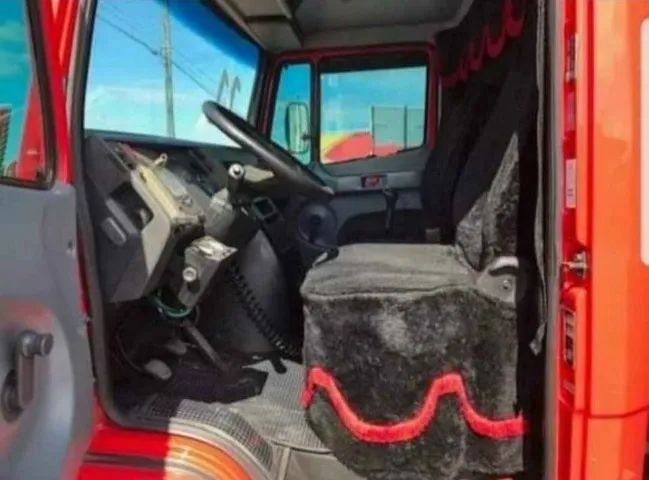 Mercedes Bens 710 único dono - Foto 5