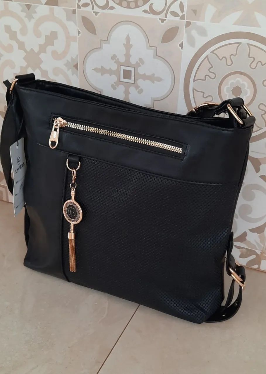 Bolsa Tira-Colo Preta Feminina