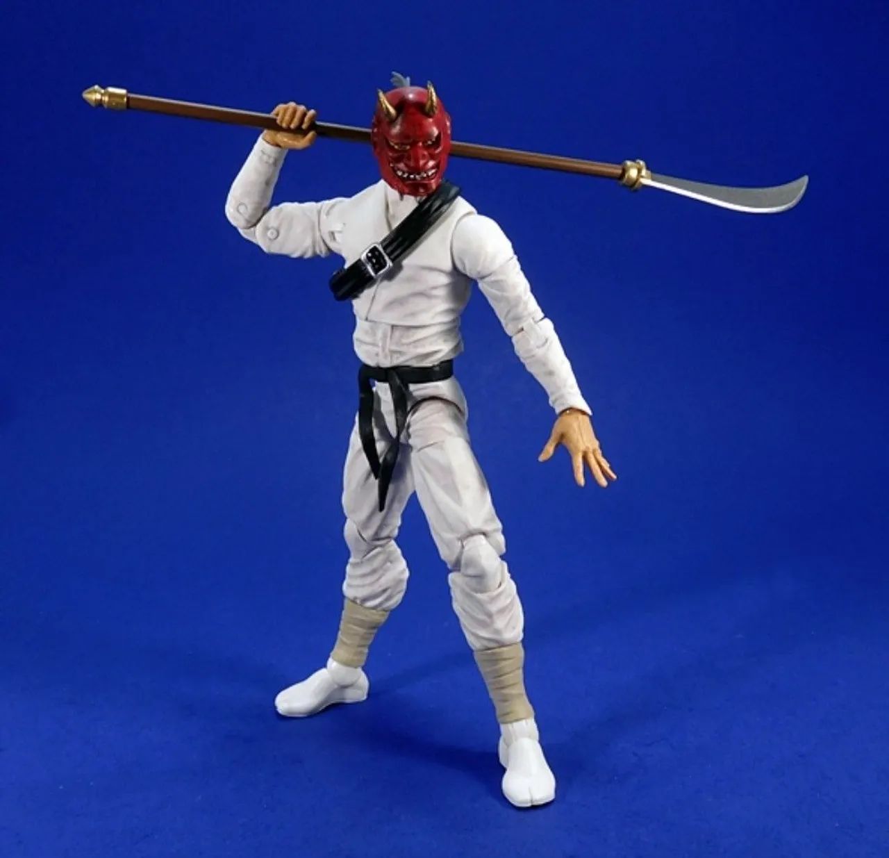 Articulated Icons The Feudal Series Deluxe Ninja (White) - Hobbies