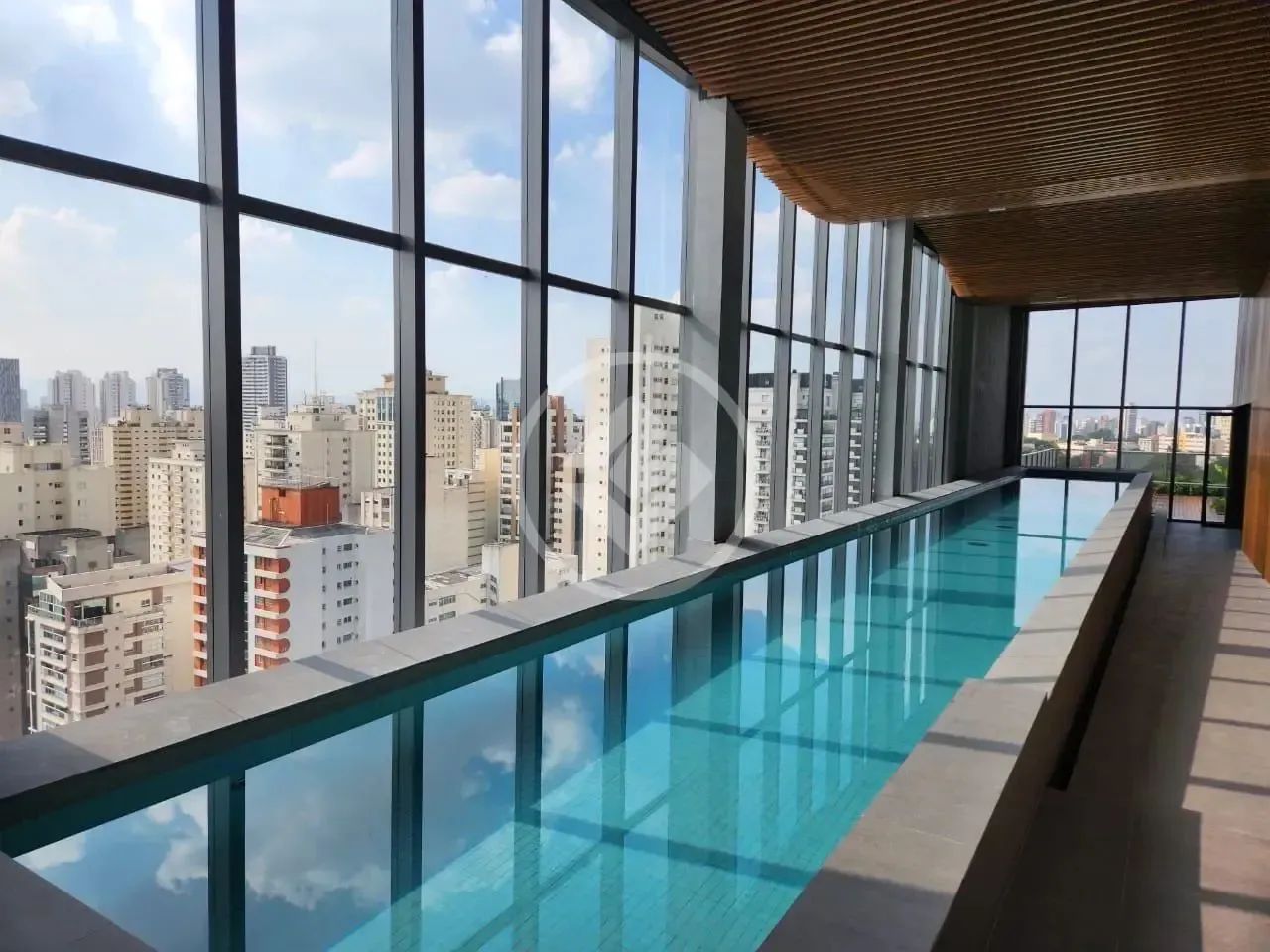 ALUGO STUDIO MOBILIADO EM PINHEIROS COM LAZER COMPLETO codigo: 108062