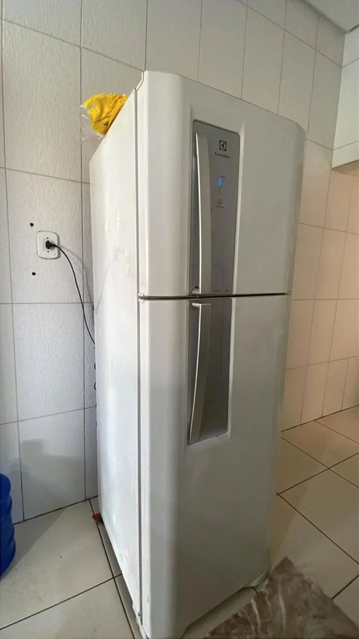 Vendo geladeira  - Foto 2