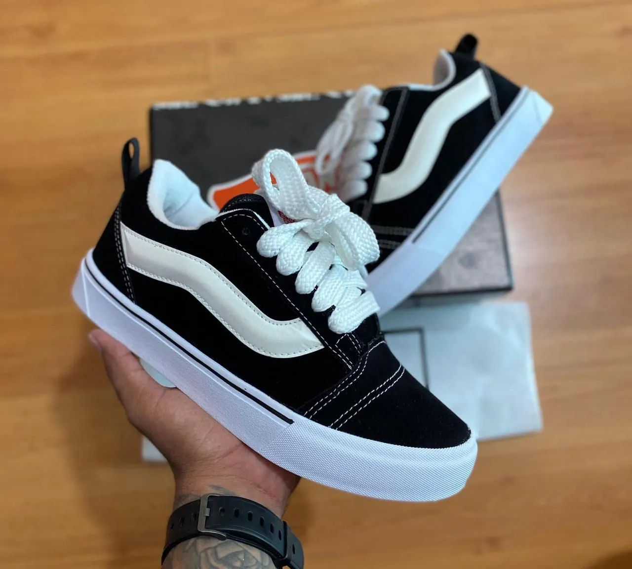Tênis Vans Old Skool Preto e Branco
