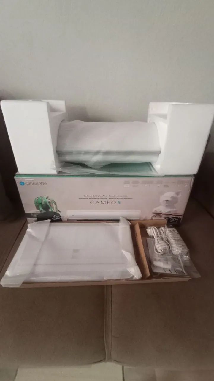 Silhouette CAMEO 5 - Máquina de Corte Eletrônica - Foto 2