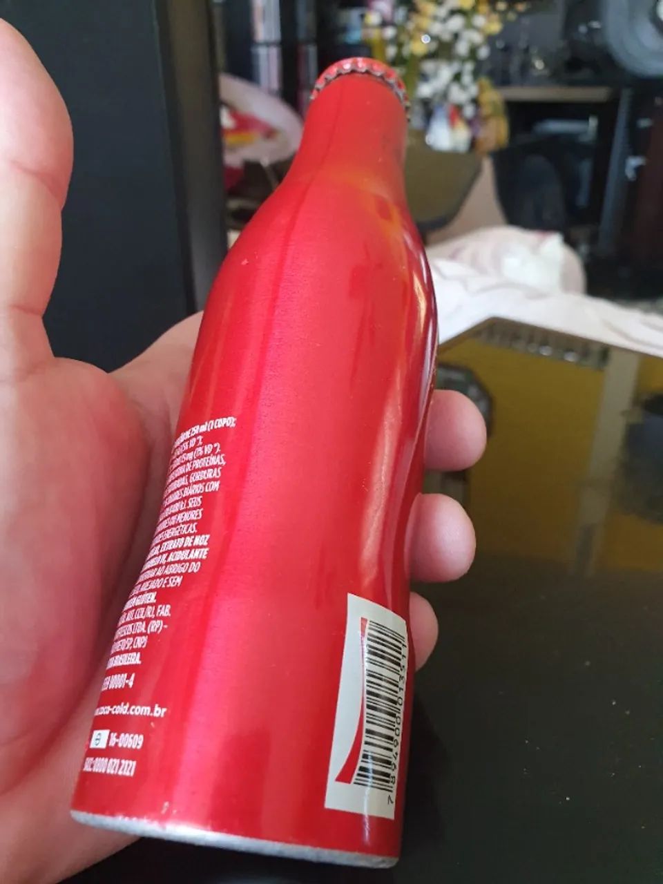 8 Garrafas Comemorativas Coca Cola Urso Polar Cheias e Vedadas - Foto 3