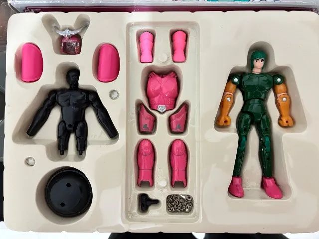 Cavaleiros do Zodíaco - Shun de Andromeda V1 Bandai - Brinquedos e