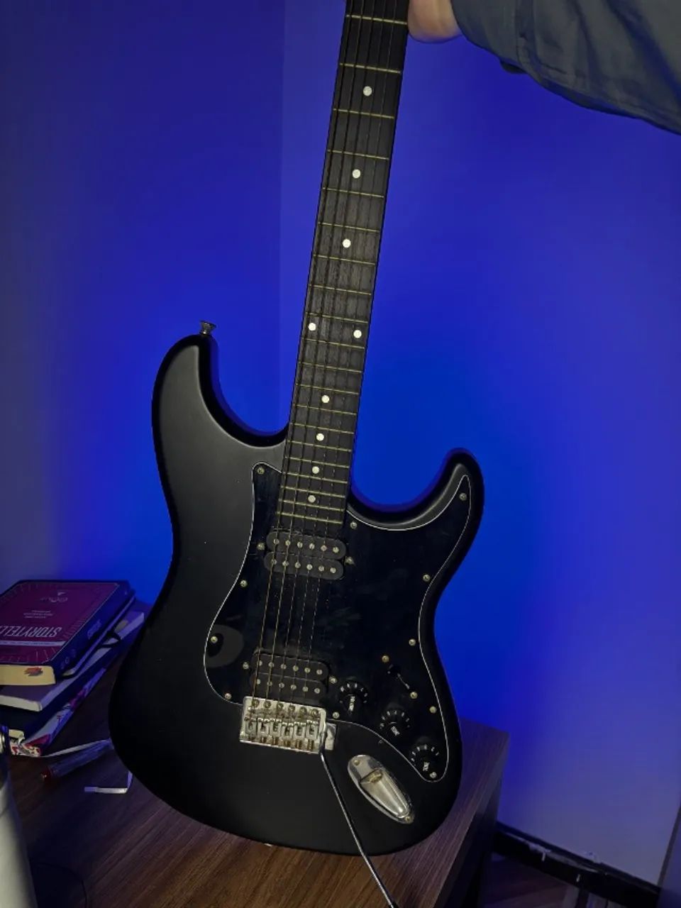 Guitarra Giannini Standard Series - Preta