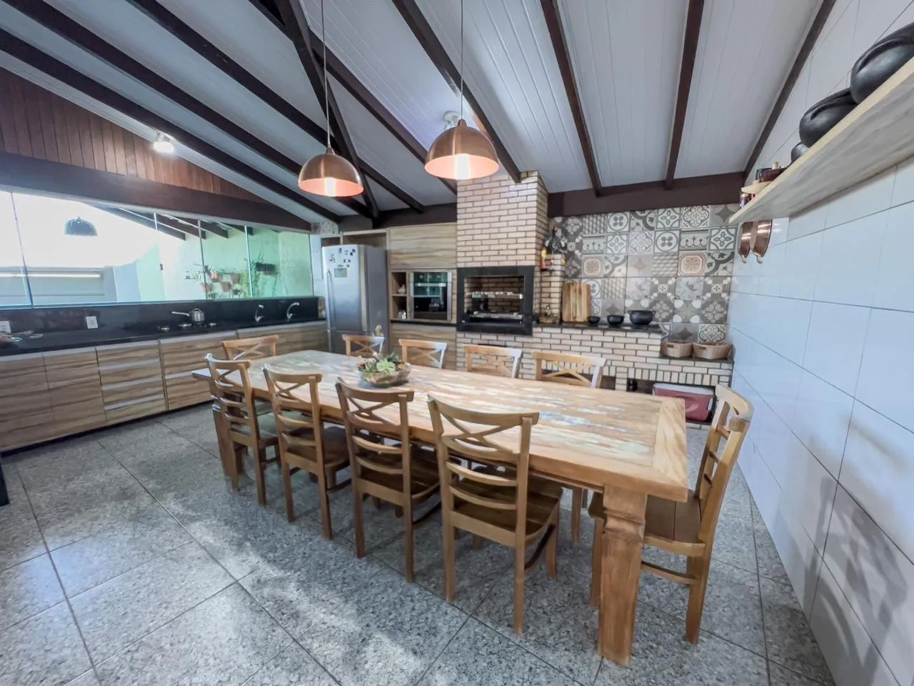 Casa aconchegante á venda (ACEITA FINANCIAMENTO).
