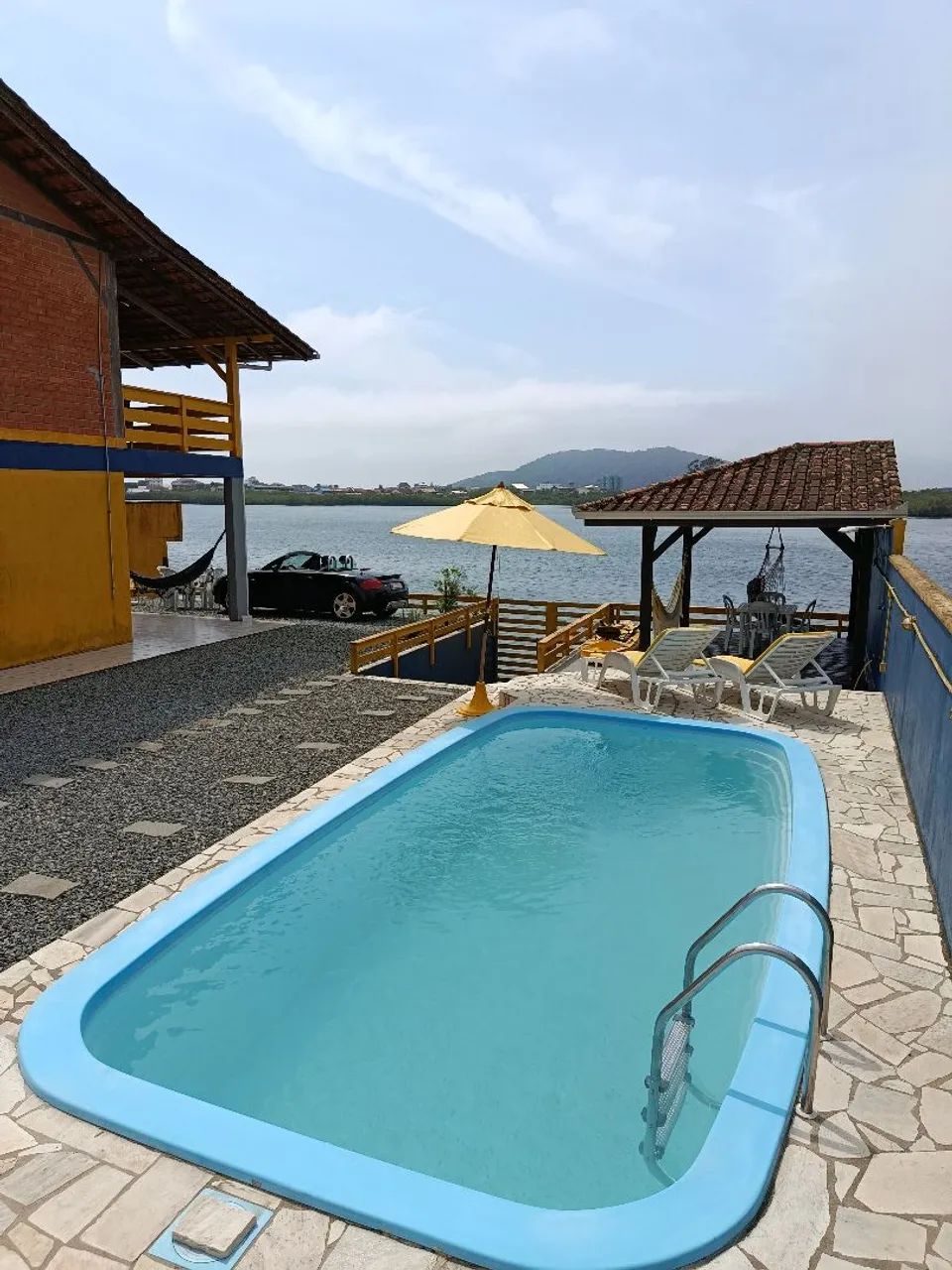 Aluguel por Diárias Casa de Praia na Enseada com Piscina