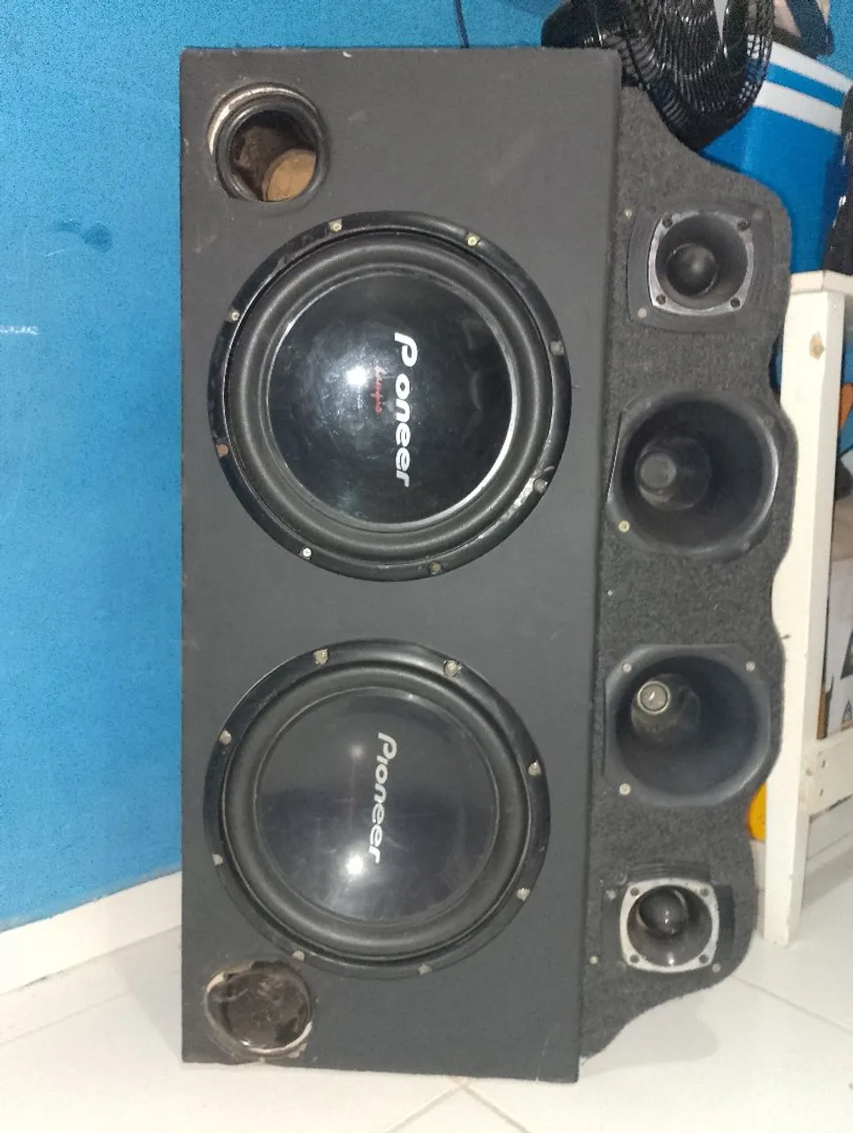 Caixa de Som Pioneer com Drivers e Corneta