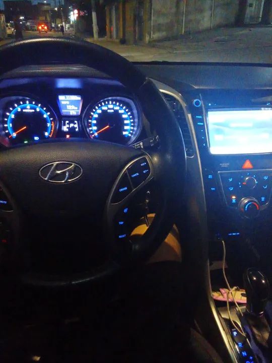 Hyundai i30 2015 automático, tudo eletrônico, 3 modos de pilotagem, 4 pneus zeros, integro - Foto 4