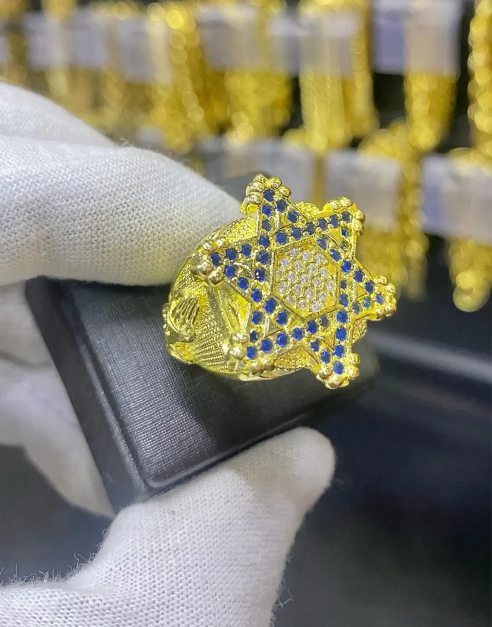 Anel Estrela de Davi com Zircônias e Detalhes