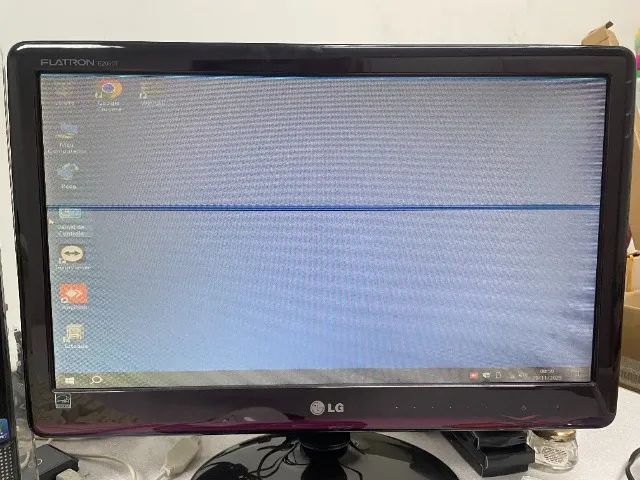Monitor Lg Flatron Ea2050t 20 Polegadas Com Defeito Na Tela - Foto 4