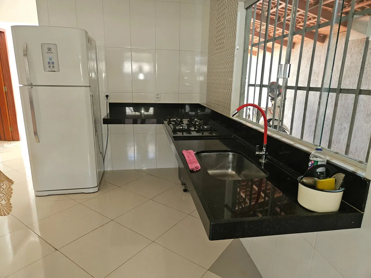 Imóvel para aluguel possui 250 metros quadrados com 3 quartos em Cidade Jardim - Parauapeb