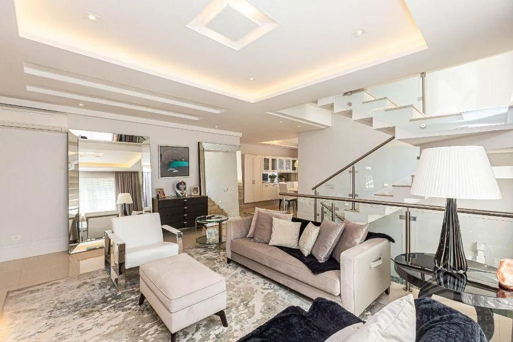 Casa em condomínio à venda - Porteira Fechada - por R$ 4.200.000 - Mercês - Curitiba/PR - Foto 4