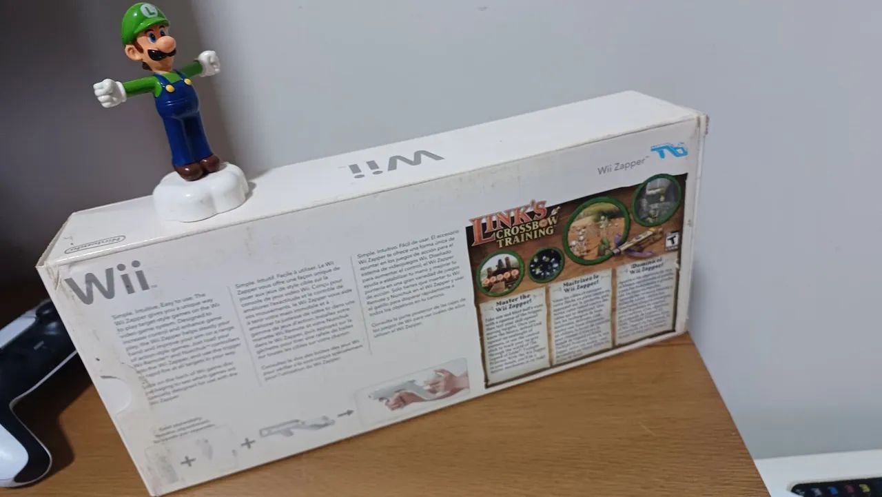 Wii Zapper com jogo Link's Crossbow Training - Foto 2